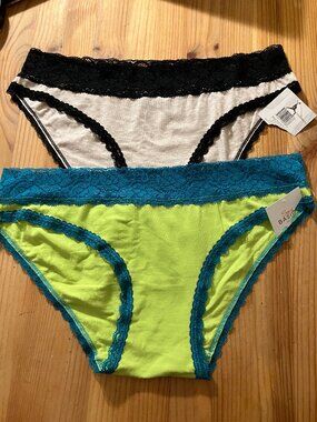 2-pack Sexy basic underwear Grey/Black lace  & Neon Yellow/Blue lace trim Sz L
